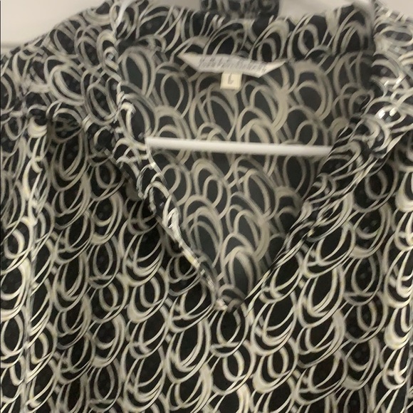 JOHN PAUL RICHARD LARGE BLACK & WHITE TOP - Picture 7 of 9